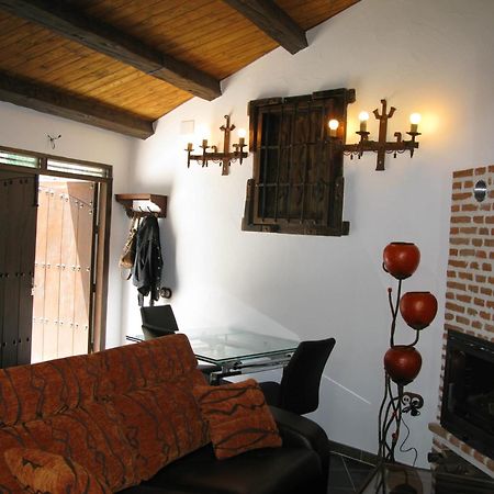 Casa De Cucu Navaluenga Villa Ávila Екстериор снимка